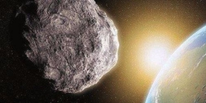 Piramit  byklndeki asteroid Dnya'y teet geecek