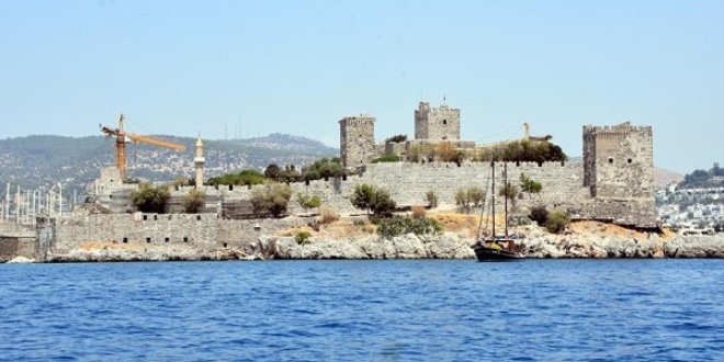 Bodrum Kalesi gelecek y�l kap�lar�n� a�acak