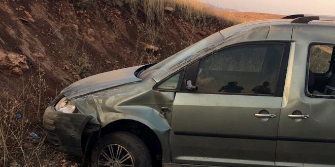 Midyat'ta trafik kazas�: 1 �l�, 4 yaral�