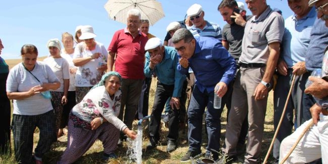 Köylerine 35 yıl sonra su geldi
