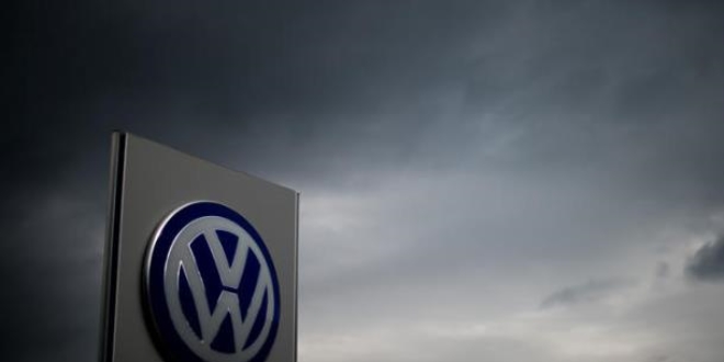 VW'deki emisyon skandal benzinli aralara da srad