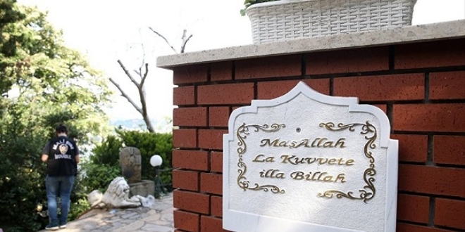 Adnan Oktar'a ait kaçak yapılar için yıkım kararı