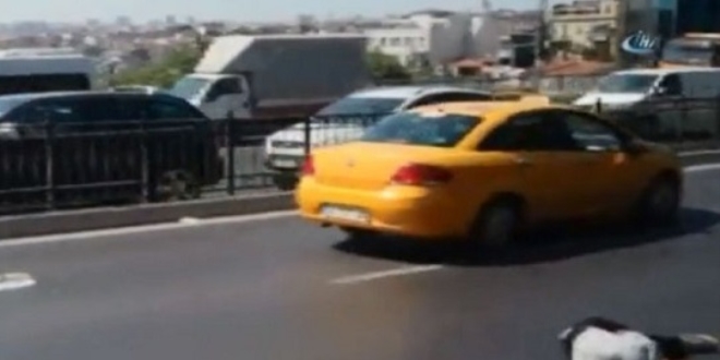 Yolda yatan çocuğun yanından geçip gittiler