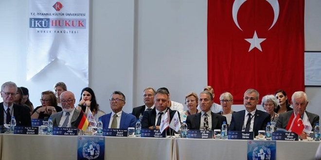 AYM'ye 6 yılda 194 bin bireysel başvuru yapıldı