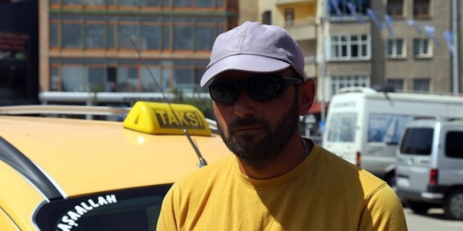 Taksicinin dikkati İranlı uyuşturucu satıcılarını yakalattı
