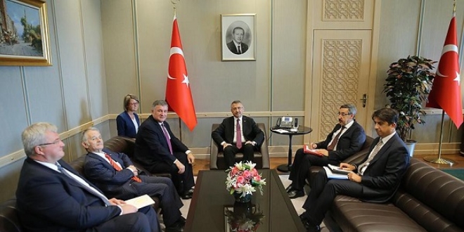 Cumhurbaşkanı Yardımcısı Oktay Ukrayna heyetini kabul etti