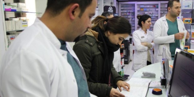 Adana'da nöbetçi eczane denetimi