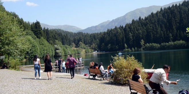 'Sakl� cennet' Karag�l her mevsim ilgi g�r�yor