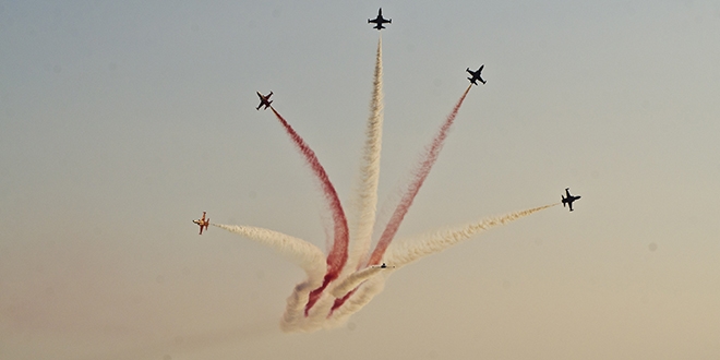 T�rk Y�ld�zlar�'ndan nefes kesen g�steri