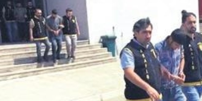 Ya�l� kad�n�n c�zdan�n� �alan h�rs�z '�eytana uydum' dedi