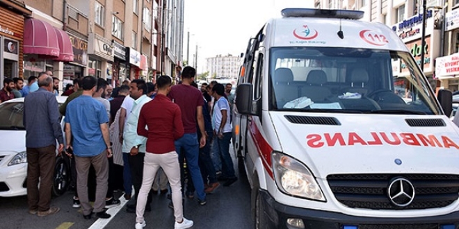 Yayaya çarpınca baygınlık geçirdi