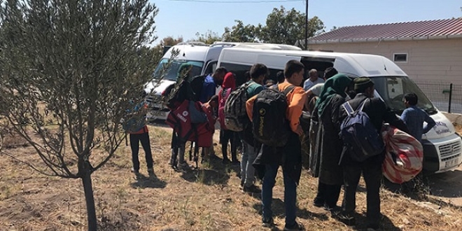 Çanakkale'de 67 Afgan kaçak yakalandı
