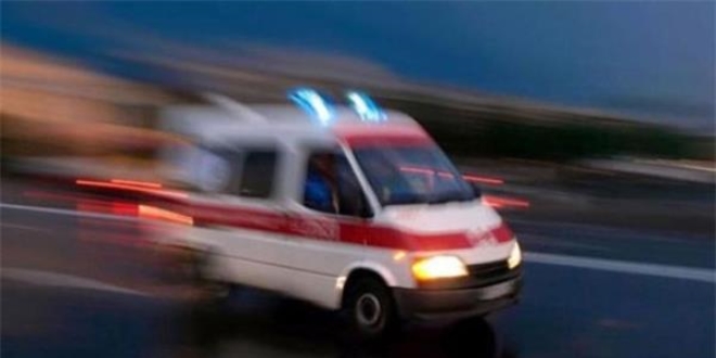 Ağrı'da zırhlı polis aracı ile minibüs çarpıştı: 2'si ağır 6 yaralı