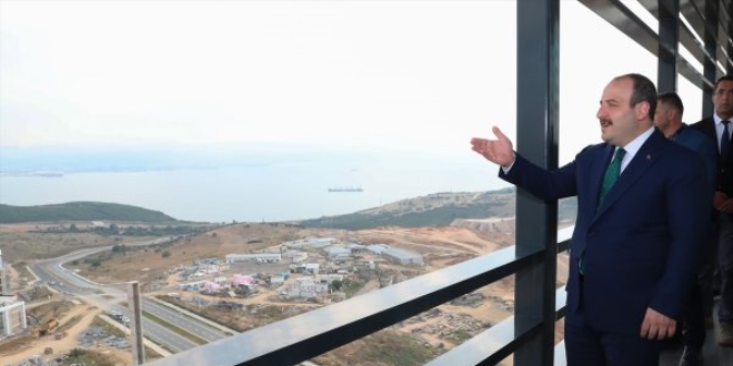 Bakan Varank'tan Bili�im Vadisi'ne ziyaret