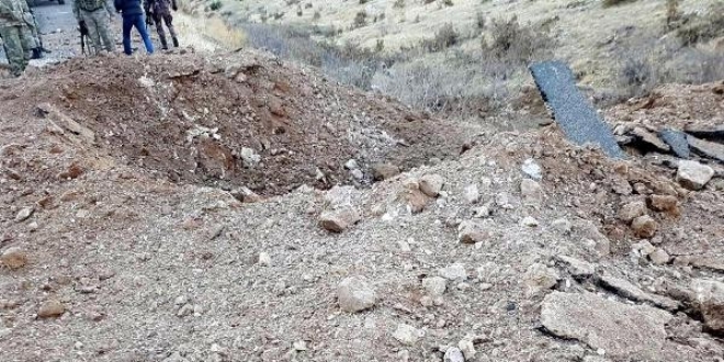 İdil'de yola tuzaklanan el yapımı patlayıcı imha edildi