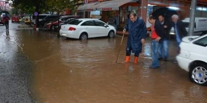 Giresun'da sağanak etkili oldu