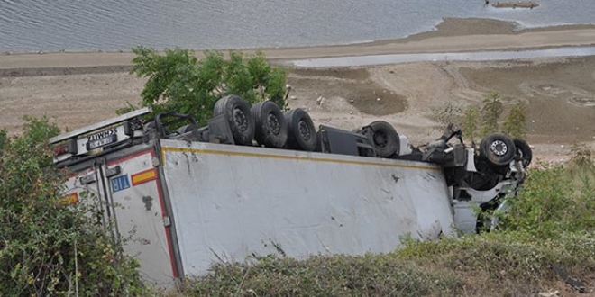 �arampole u�an TIR'da can pazar�