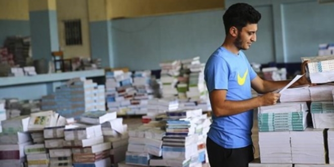 rencilere datlacak 141 milyon ders kitab hazr