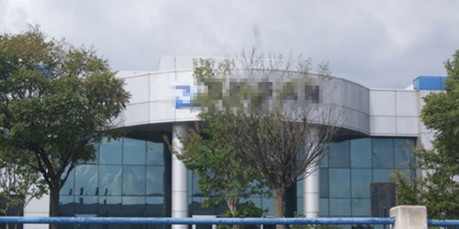 Kala�nikofla fabrikay� tarad�, g�venlik�iyi rehin ald�