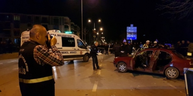 Emekli sağlık memuru trafik kazasında hayatını kaybetti