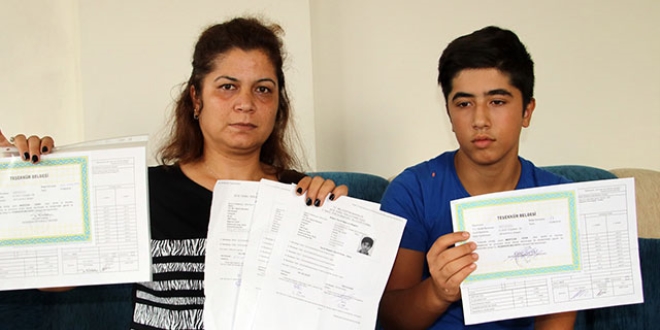 3 yıl üst üste teşekkür belgesi aldı, liseye yerleşemedi