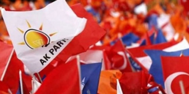 AK Parti'de 30 büyükşehrin röntgeni çekildi
