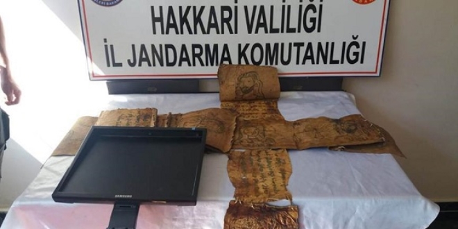 Hakkari'de tarihi İncil ele geçirildi