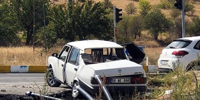 Nevşehir'de kamyon ile otomobil çarpıştı: 2 ölü, 3 yaralı