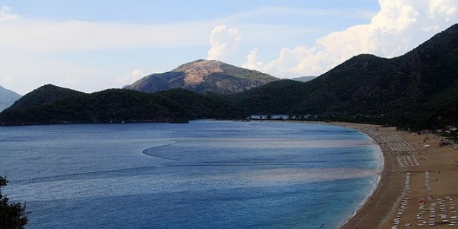 Ölüdeniz'in rengi değişti