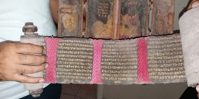 Adana'da paha biçilmez Yahudi sandukası bulundu