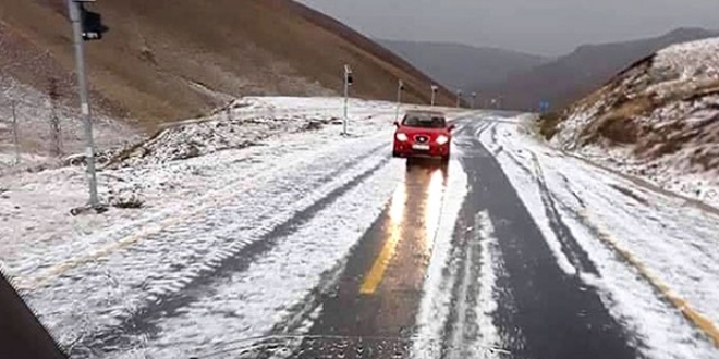 O ilçe beyaza büründü