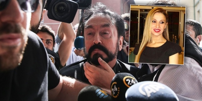 Yayın arasında Adnan Oktar'ın neler yaptığı ortaya çıktı