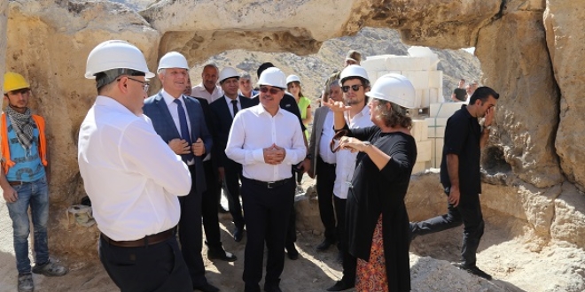 Hasankeyf'teki 9 ma�ara yeni y�lda butik otele d�n��ecek