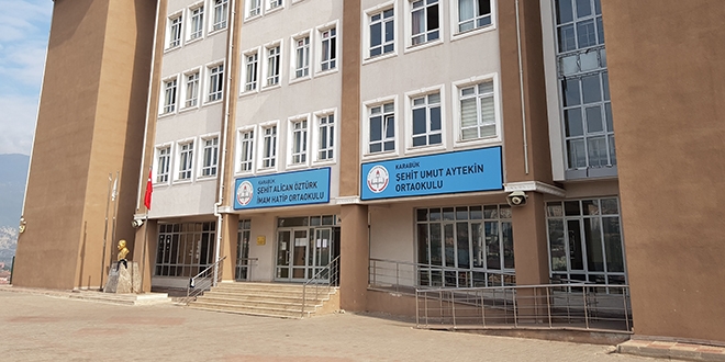 El Bab �ehidinin ismi okulda ya�at�l�yor