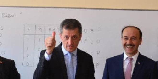 Bakan Selçuk söz verdi... Ani sistem değişikliği olmayacak