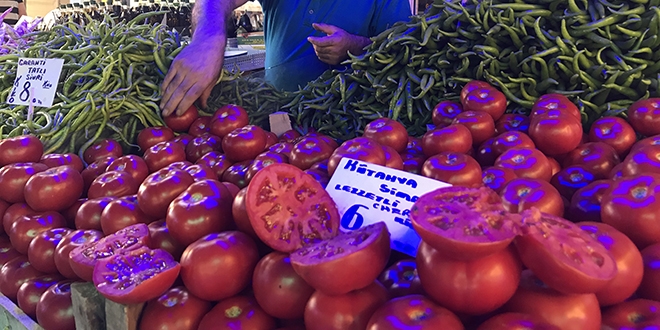 Domates'in fiyatı doları solladı