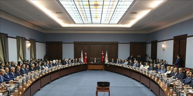 AK Parti MKYK toplantısı sona erdi