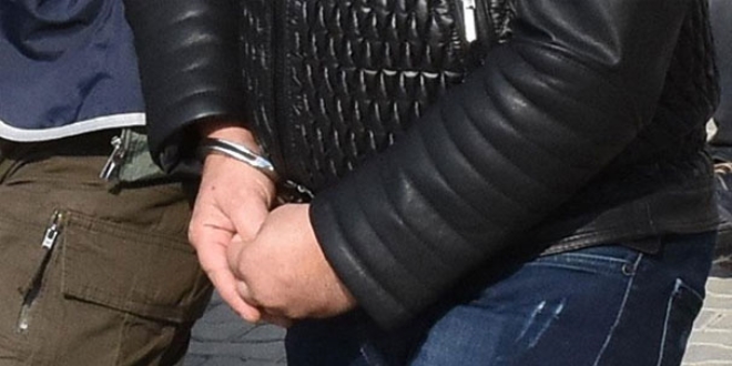 Ağrı'da 12 muvazzaf asker gözaltına alındı