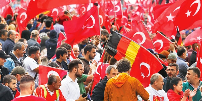 Berlin'den tehlikeli girişim