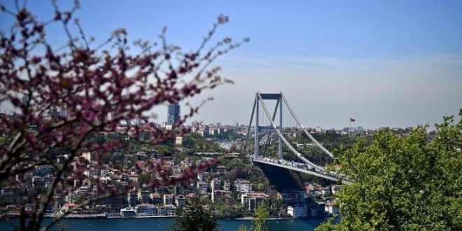 İstanbul Boğazı'nda satılık 60 yalı