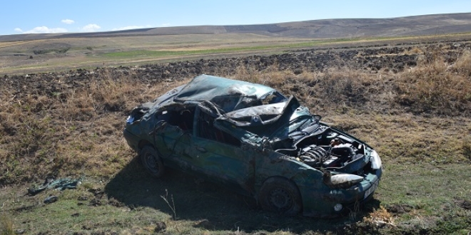 Mu�'ta trafik kazas�: 1 �l�, 5 yaral�