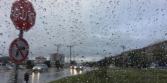 Meteoroloji bu 4 ili uyardı! Kuvvetli fırtına bekleniyor