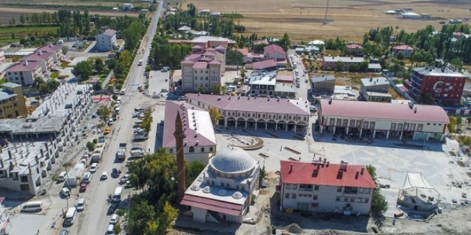 Gürpınar 30 milyonluk yatırımla yeni kimliğine kavuştu