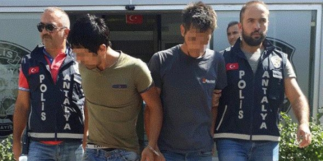 Uyu�turucu i�in cami muslu�u �alm��lar