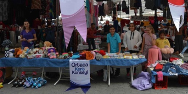 Çocuklardan sokak hayvanları için destek