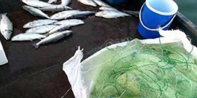 Elaz��'da yasak malzemeyle bal�k avlayanlara ceza