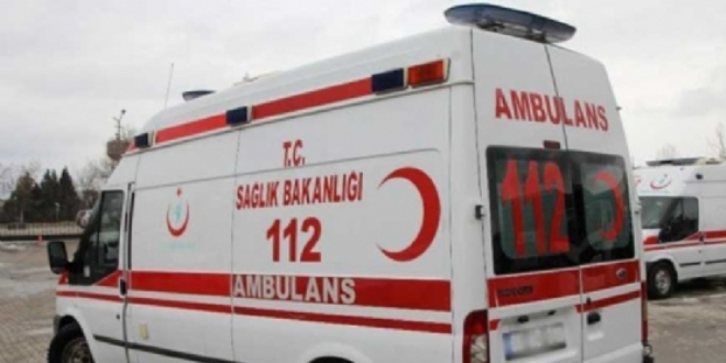 Bursa'da ���nc� kattan d��en �ocuk a��r yaraland�