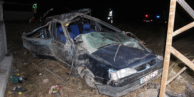Konya'da trafik kazası: 2 ölü, 3 yaralı