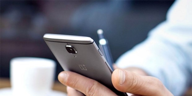 Telefonla yatıp, telefonla kalkıyoruz