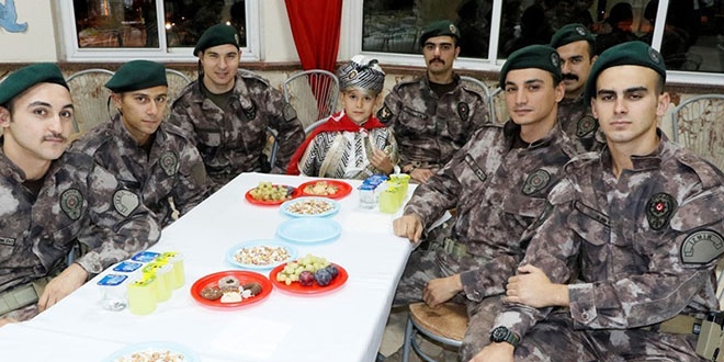 �ehit �ocu�u i�in s�nnet t�reni d�zenlendi